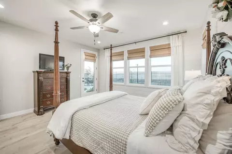 Bedroom - 501 Overstone Ave, Madera, CA 93636 photo 6 of 7