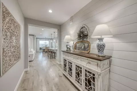Entry Way - 501 Overstone Ave, Madera, CA 93636 photo 2 of 3