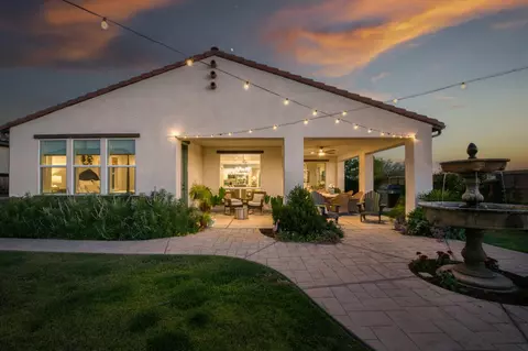 Exterior - 501 Overstone Ave, Madera, CA 93636 photo 21 of 28