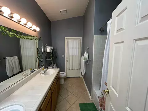 2526 Gibson Ave, Clovis, CA 93611 photo 11