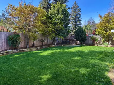 2526 Gibson Ave, Clovis, CA 93611 photo 18