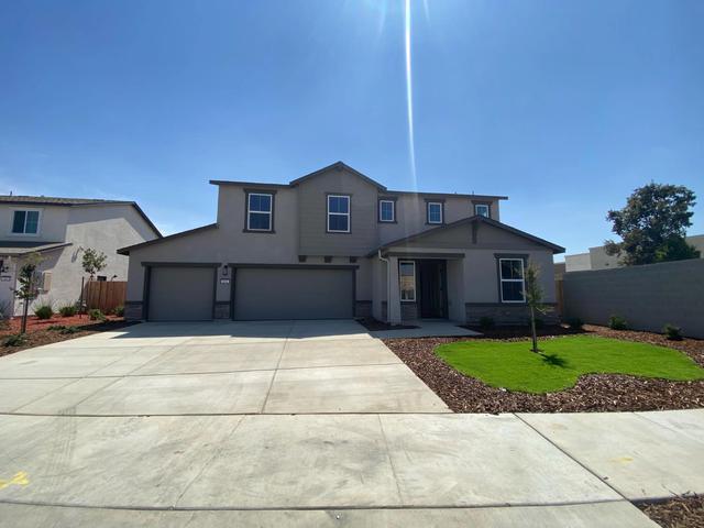 101 E Sedona Ave, Visalia, CA 93291