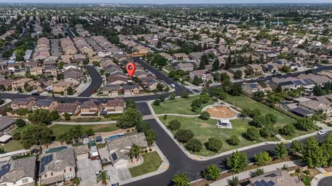 3002 Redington Ave, Clovis, CA 93619 photo 2