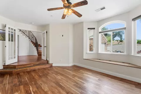 Living - 33099 Road 800, Raymond, CA 93653 photo 5 of 8