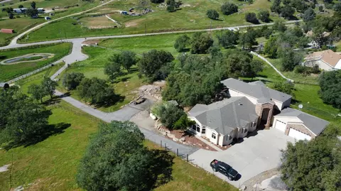 View/Area - 33099 Road 800, Raymond, CA 93653 photo 4 of 10