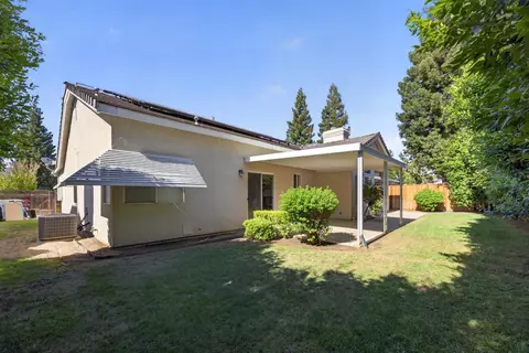 2554 Twain Ave, Clovis, CA 93611 photo 38