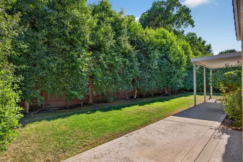 2554 Twain Ave, Clovis, CA 93611 photo 37