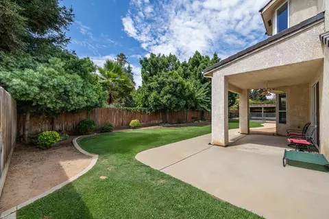 Exterior - 2658 Purvis Ave, Clovis, CA 93611 photo 4 of 6