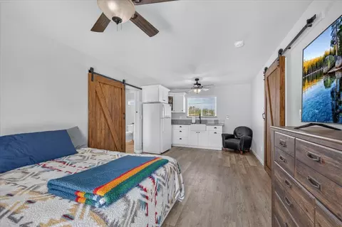 Bedroom - 16935 Karen Rd, Madera, CA 93636 photo 2 of 7