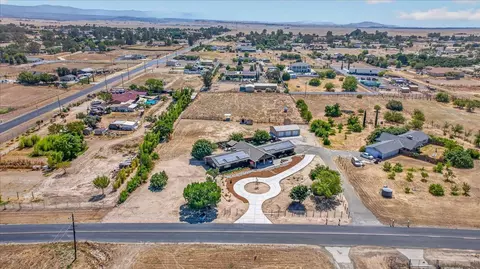 View/Area - 16935 Karen Rd, Madera, CA 93636 photo 2 of 3