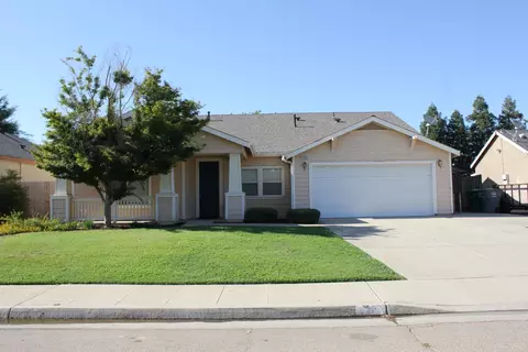 Exterior - 2764 Holt Ave, Sanger, CA 93657 photo 2 of 10