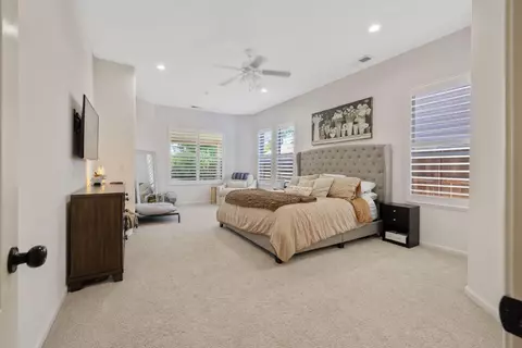 Bedroom - 2715 Bellaire Ave, Clovis, CA 93611 photo 4 of 5