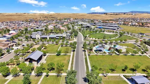 View/Area - 3921 Buttercup Rd, Madera, CA 93636 photo 7 of 10