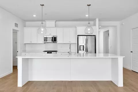 Kitchen - 3921 Buttercup Rd, Madera, CA 93636 photo 1 of 3