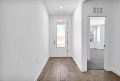 Entry Way - 3921 Buttercup Rd, Madera, CA 93636 photo 1 of 3