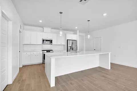 Kitchen - 3921 Buttercup Rd, Madera, CA 93636 photo 2 of 3