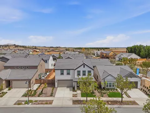 View/Area - 3937 Buttercup Rd, Madera, CA 93636 photo 2 of 15