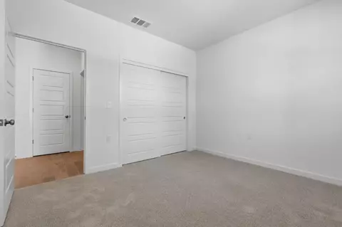 Bedroom - 3937 Buttercup Rd, Madera, CA 93636 photo 2 of 9