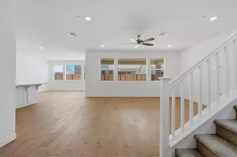 Living - 3937 Buttercup Rd, Madera, CA 93636 photo 1 of 10