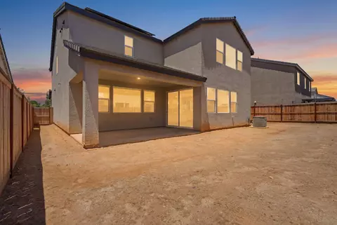 Exterior - 3937 Buttercup Rd, Madera, CA 93636 photo 6 of 10