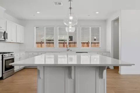 Kitchen - 3937 Buttercup Rd, Madera, CA 93636 photo 5 of 6