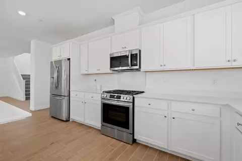 Kitchen - 3937 Buttercup Rd, Madera, CA 93636 photo 6 of 6