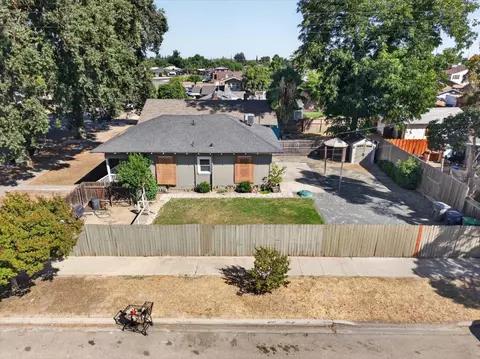 1407 E St, Reedley, CA 93654 photo 28