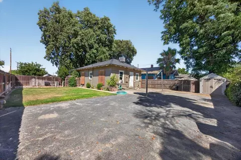 1407 E St, Reedley, CA 93654 photo 21