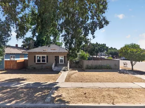 1407 E St, Reedley, CA 93654 photo 1