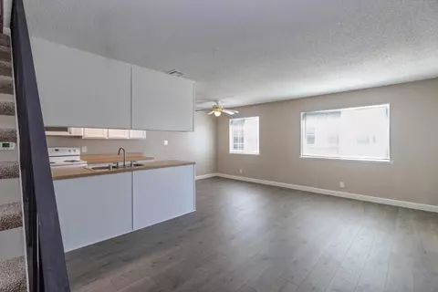 471 W Santa Ana Ave #2, Clovis, CA 93612 photo 5