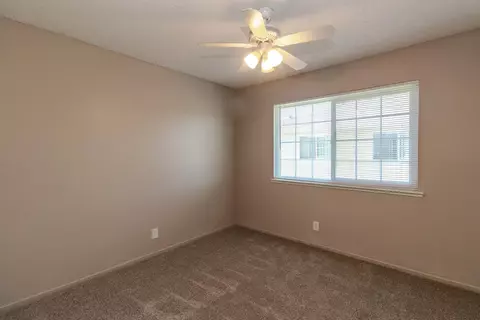 471 W Santa Ana Ave #2, Clovis, CA 93612 photo 10