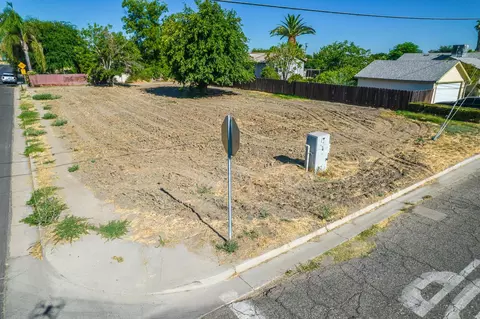 1708 Oregon Ave, Corcoran, CA 93212 photo 9