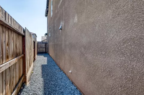 523 S Talus Way S, Madera, CA 93636 photo 31