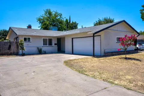 2808 E Dakota Ave, Fresno, CA 93726