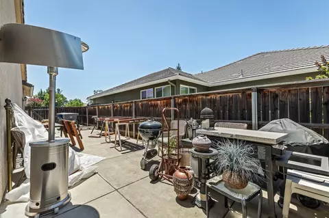 3863 Serena Ave, Clovis, CA 93619 photo 50