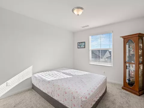 Bedroom - 3047 Austin Ln, Clovis, CA 93619 photo 3 of 5