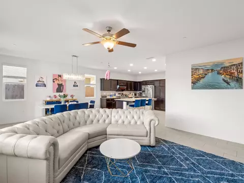 Living - 3047 Austin Ln, Clovis, CA 93619 photo 5 of 7