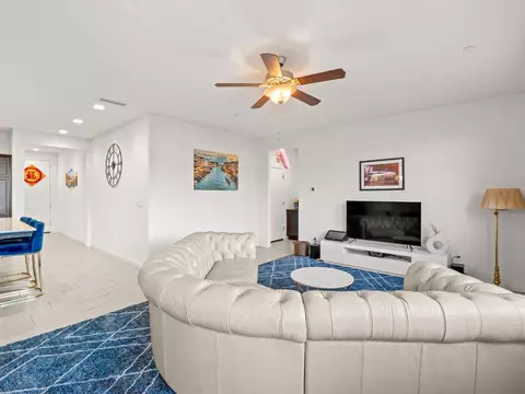Living - 3047 Austin Ln, Clovis, CA 93619 photo 3 of 7