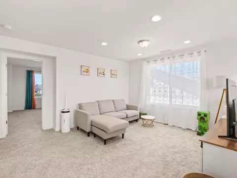 Living - 3047 Austin Ln, Clovis, CA 93619 photo 7 of 7