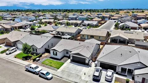 View/Area - 3586 White Sands Dr, Madera, CA 93637 photo 6 of 10