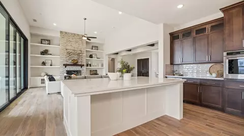 Kitchen - 19618 Ventana Hills Dr, Clovis, CA 93619 photo 7 of 7