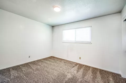 619 W Indianapolis Ave, Clovis, CA 93612 photo 14
