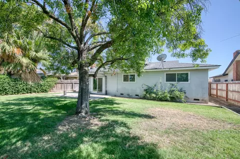 619 W Indianapolis Ave, Clovis, CA 93612 photo 22