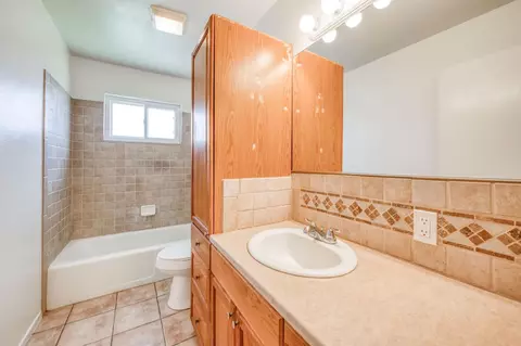 619 W Indianapolis Ave, Clovis, CA 93612 photo 11