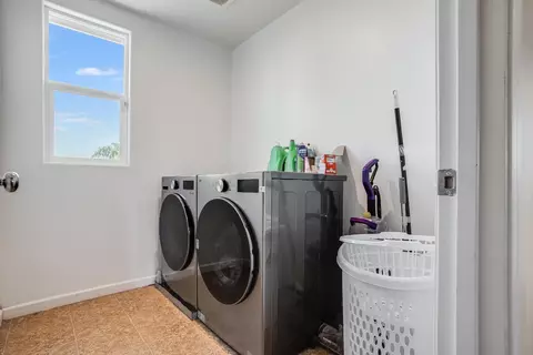 1869 E Gum Ave, Reedley, CA 93654 photo 18