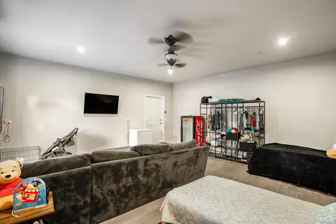 1869 E Gum Ave, Reedley, CA 93654 photo 9