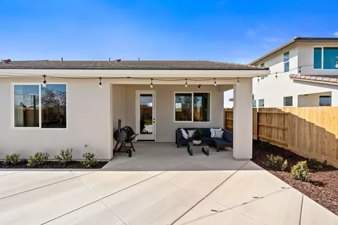 294 N Vista Ave, Fowler, CA 93625 photo 29