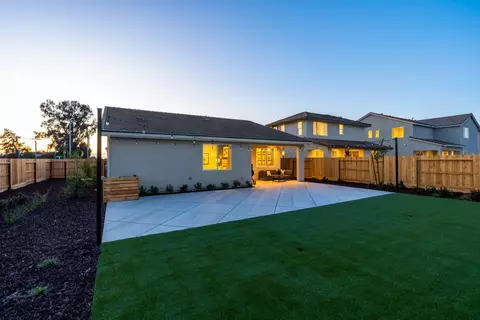 294 N Vista Ave, Fowler, CA 93625 photo 25