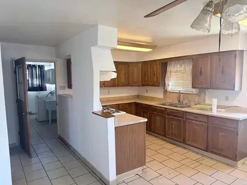 Kitchen - 1348 Sanger Ave, Sanger, CA 93657 photo 2 of 2