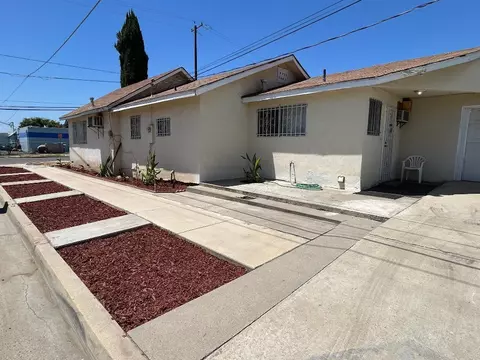 Exterior - 1348 Sanger Ave, Sanger, CA 93657 photo 2 of 7